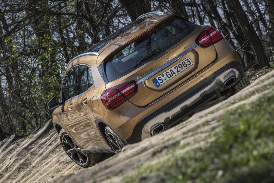  Mercedes-Benz GLA220 4Matic 2017 года  (WW) (фото 13 из 28)